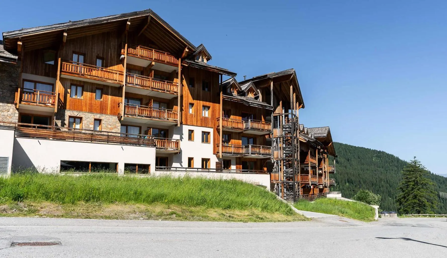 Residence Le Balcon Des Airelles - Appartement Moderne Au Calme A L'Oree Des Pistes Mae-6344 Les Orres 0*,